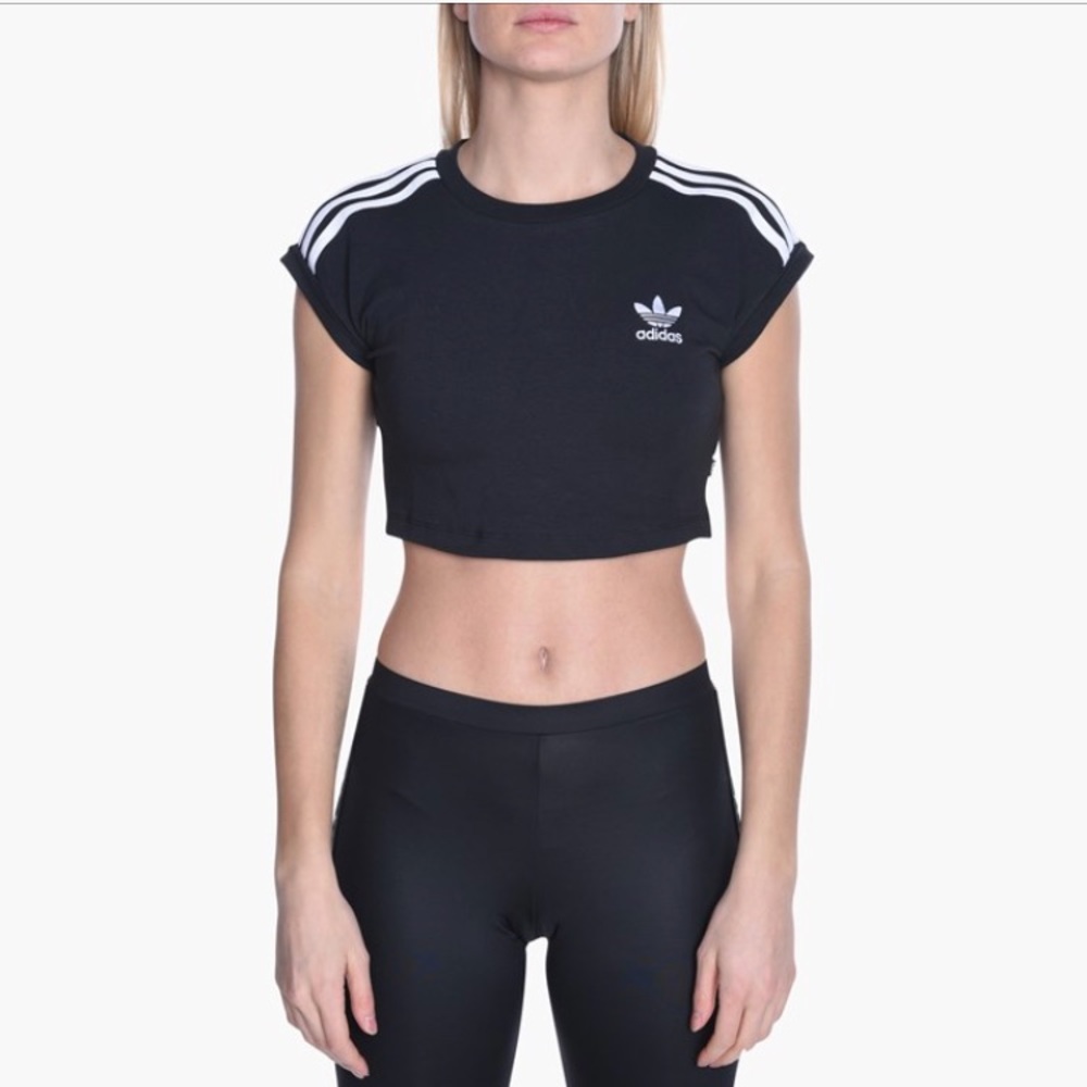 Sold🚫 Adidas crop top - Picture 4 of 5
